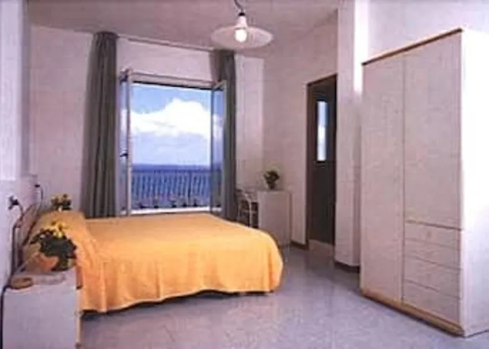 Mirabello Hotel 3*