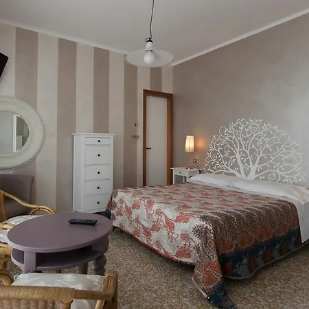 Mirabello Hotel Sirmione
