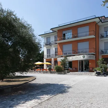 Mirabello فندق سيرمِيوني
