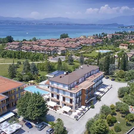 Mirabello 3*