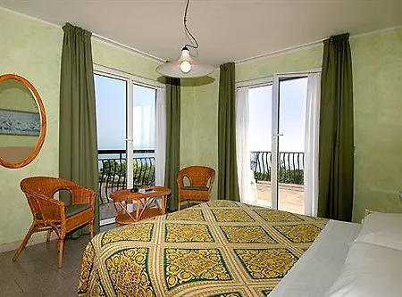 Mirabello 3* Sirmione