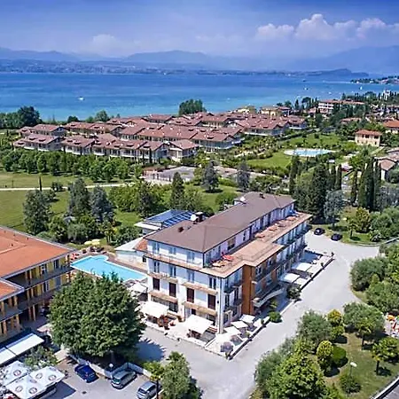 Hotel Mirabello